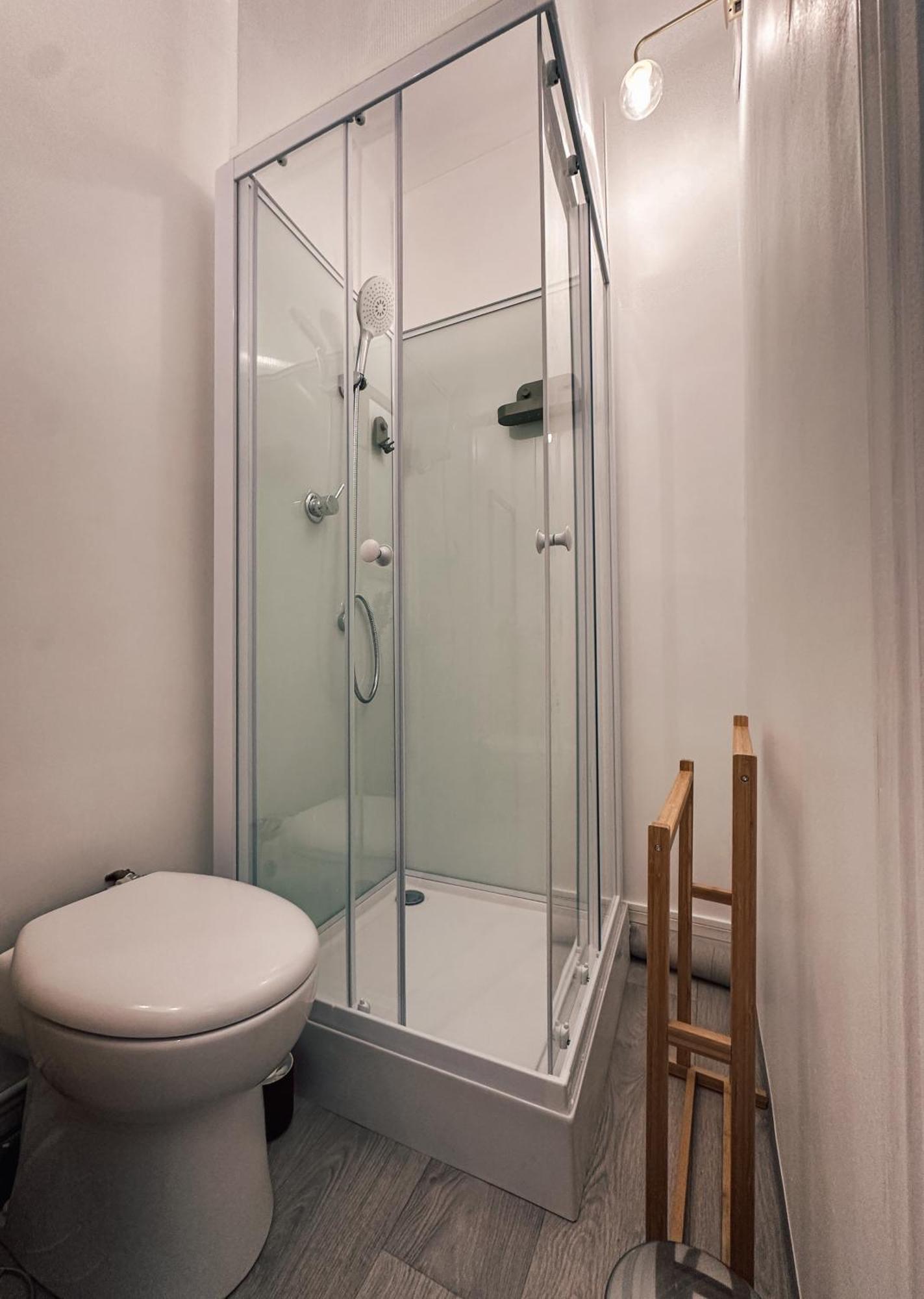 Studio Independant Pres De Montmartre Paris Extérieur photo