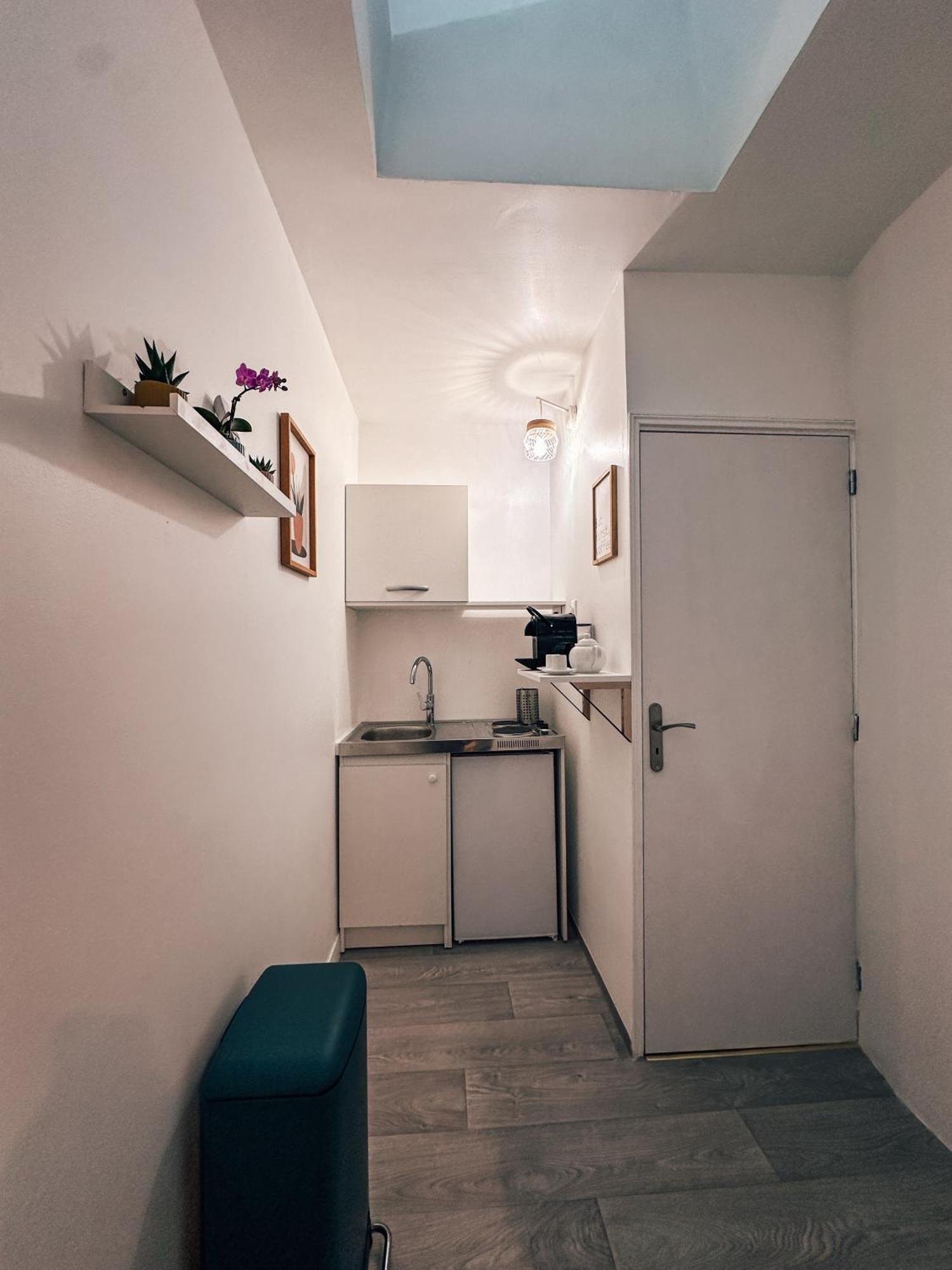 Studio Independant Pres De Montmartre Paris Extérieur photo